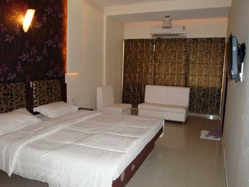 Purohit S Hotel Raj 4