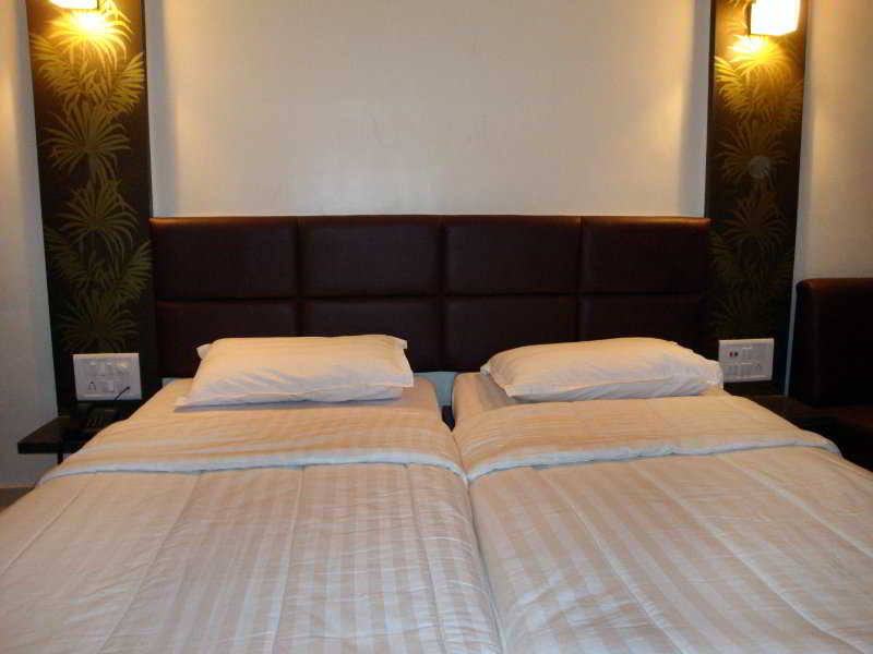 Purohit S Hotel Raj 8