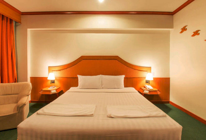 Thepnakorn Hotel Buri Ram 16