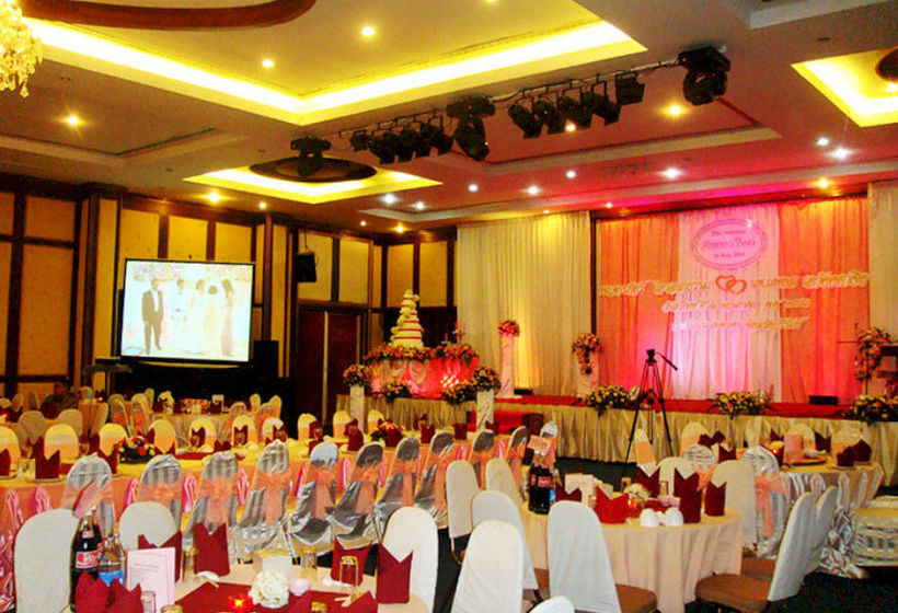 Thepnakorn Hotel Buri Ram 19