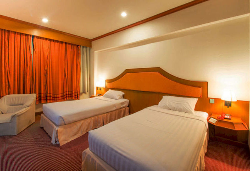 Thepnakorn Hotel Buri Ram 5