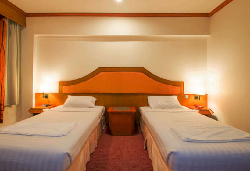 Thepnakorn Hotel Buri Ram 7