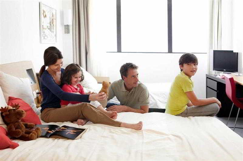 Novotel Hyderabad 18