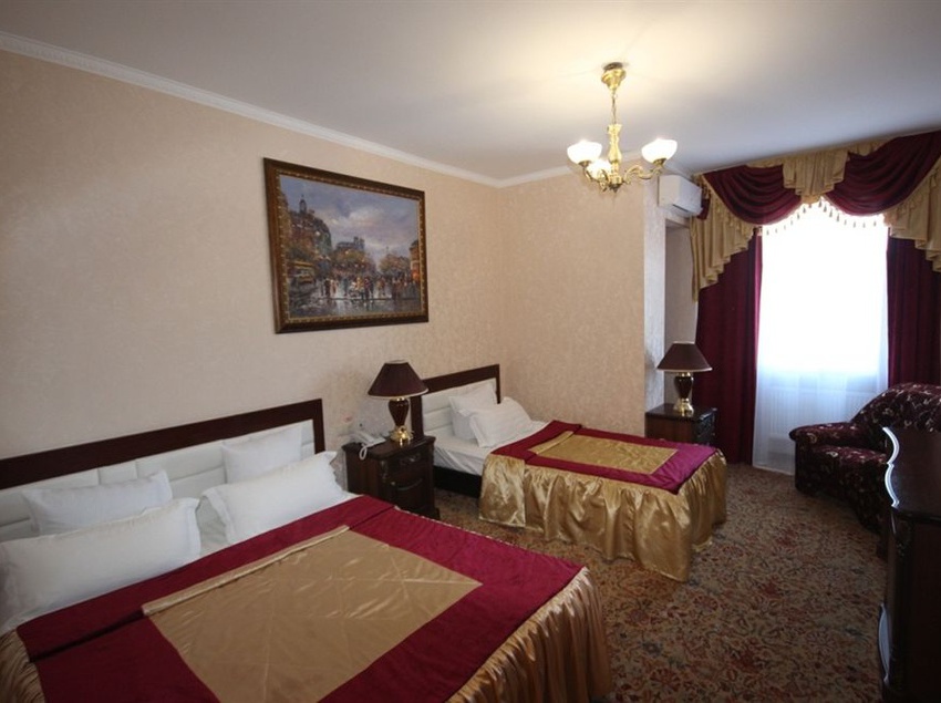 Hotel Grand Uyut