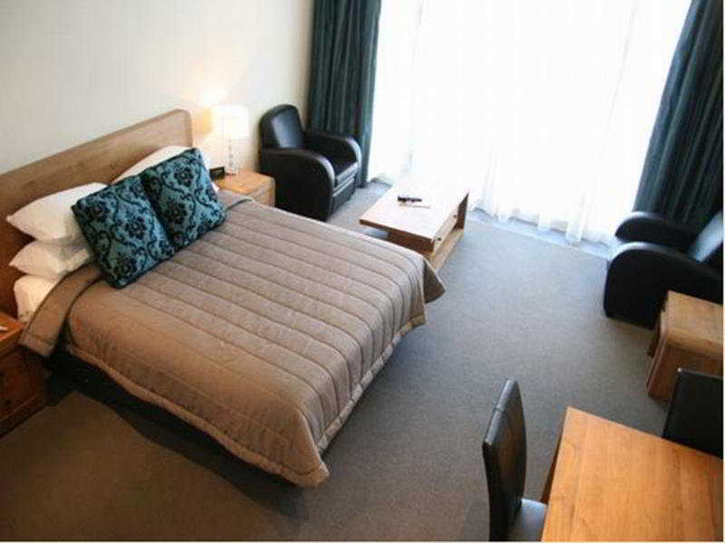 Hotel The Nautilus Napier 1