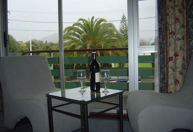 Kapiti Gateway Motel 1