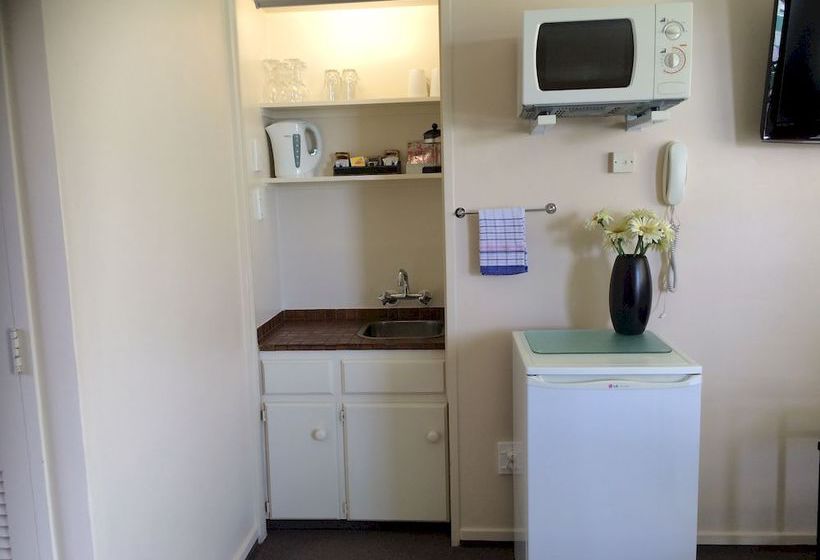 Kapiti Gateway Motel 13