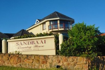 Hotel Sandbaai Country House