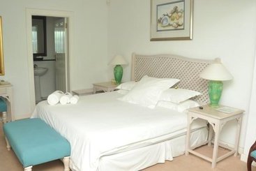 Hotel Sandbaai Country House 4