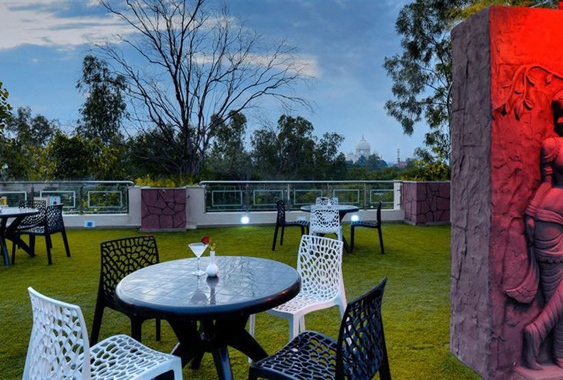 Hotel Atulyaa Taj 13