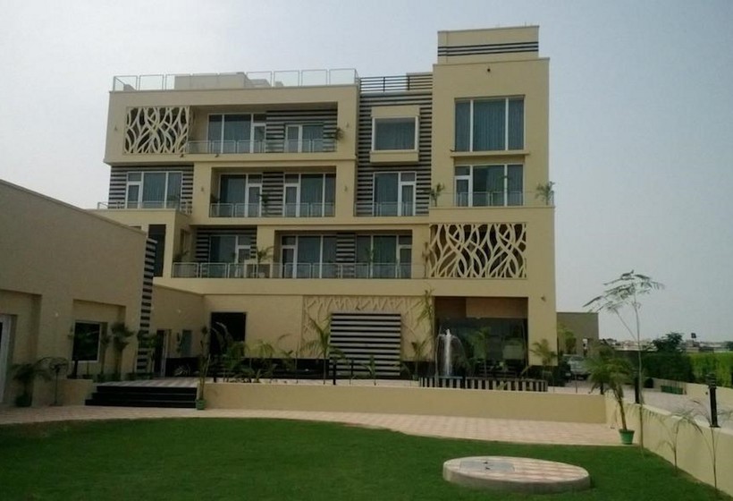 Hotel Chirag 6
