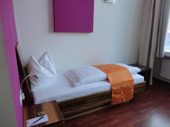 Hotel Amh Airport-messe-Stuttgart 7