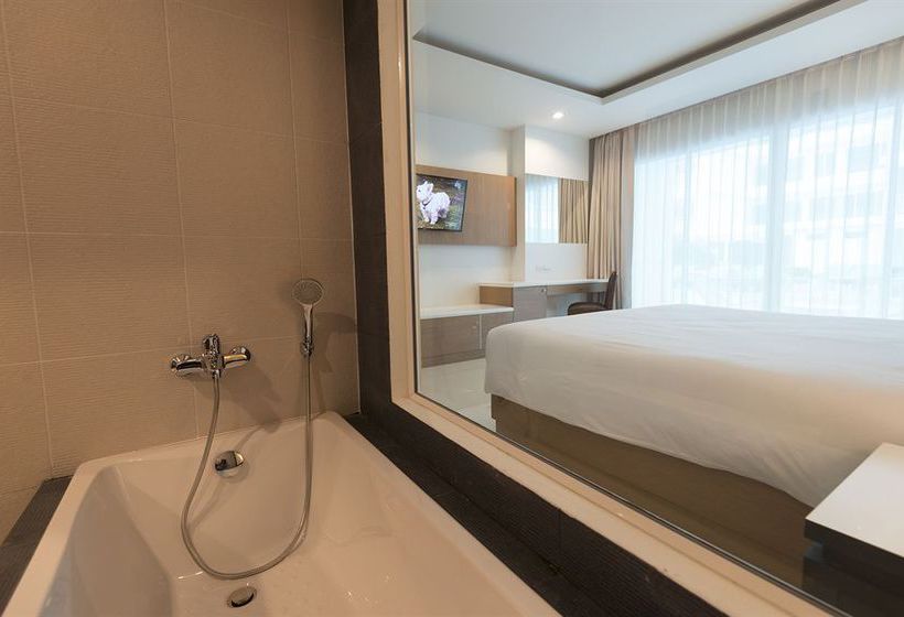 Hotel Chanalai Hillside Resort 2