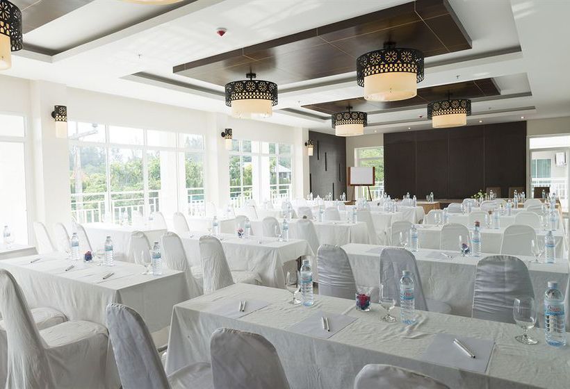 Hotel Chanalai Hillside Resort 9