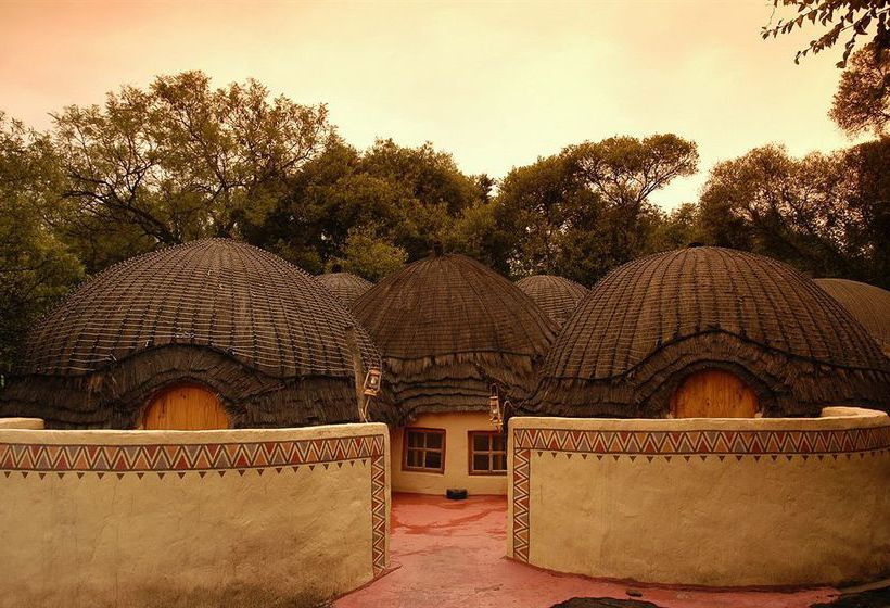 Lesedi African Lodge & Cultural Village 3