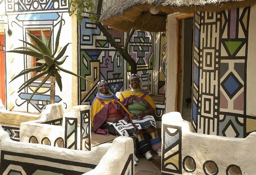 Lesedi African Lodge & Cultural Village 6