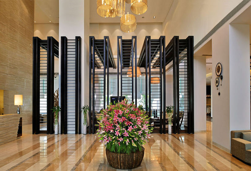 Hotel Hilton Garden Inn Gurgaon Baani Square 4