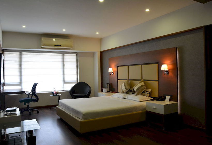 Hotel Platinum Residency 3