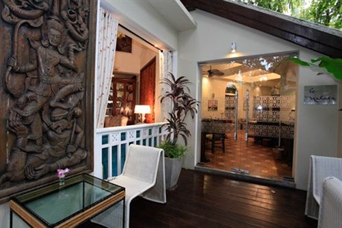 Hotel At Pingnakorn 10