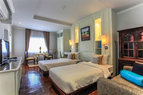 Hotel At Pingnakorn 13