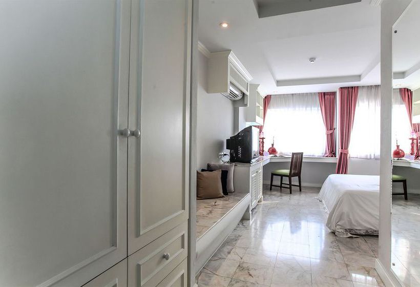 Hotel At Pingnakorn 2