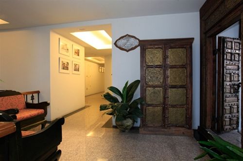 Hotel At Pingnakorn 9