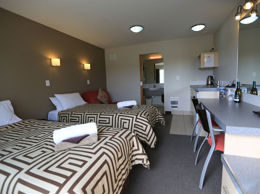 Bella Vista Motel Fox Glacier 10