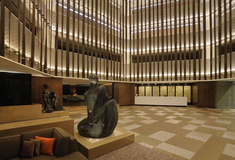 Hotel Hilton Bangalore Residences 13