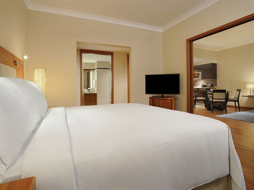 Hotel Hilton Bangalore Residences 7