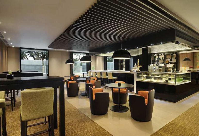 Hotel Hilton Bangalore Residences 9