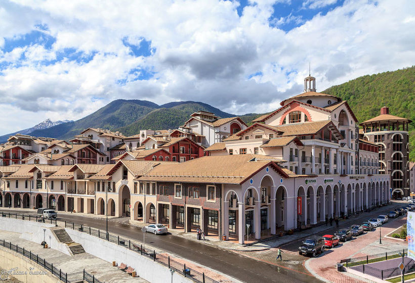 Gorki Grand Hotel 11