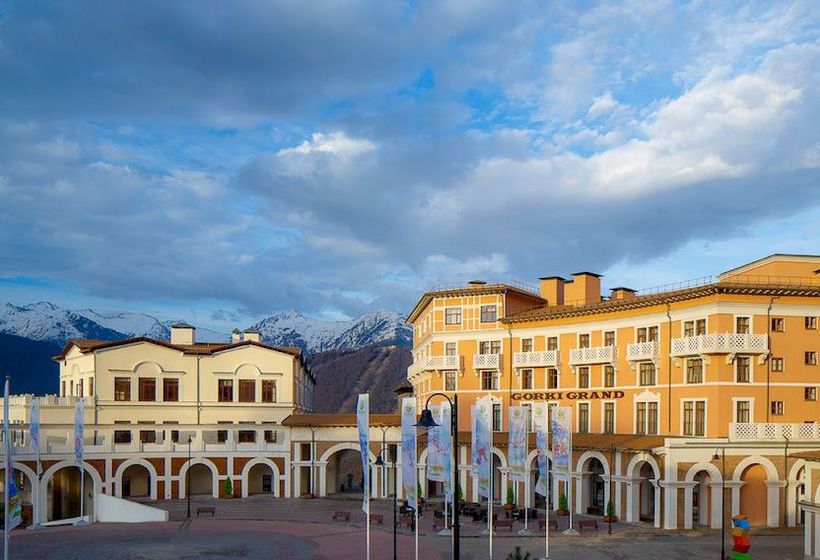 Gorki Grand Hotel 16