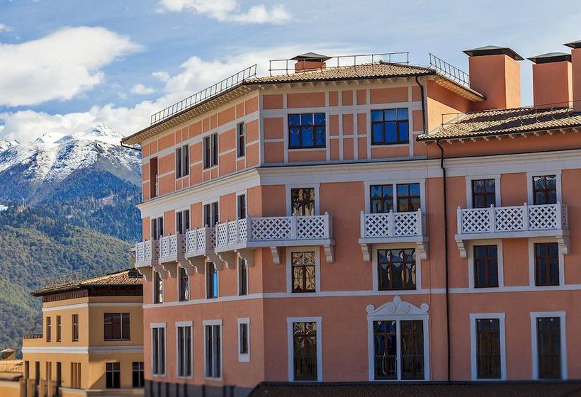 Gorki Grand Hotel 17