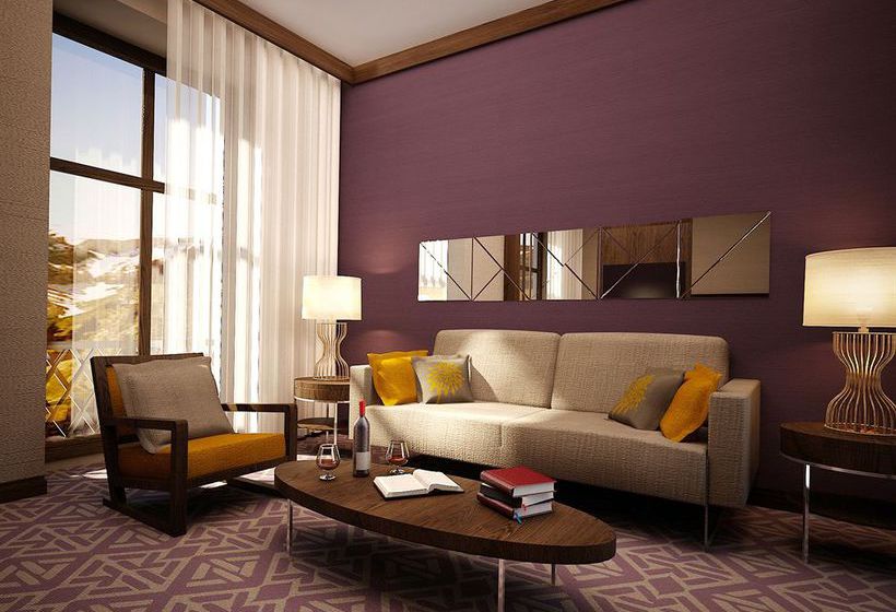 Gorky Hotel & Suites 12