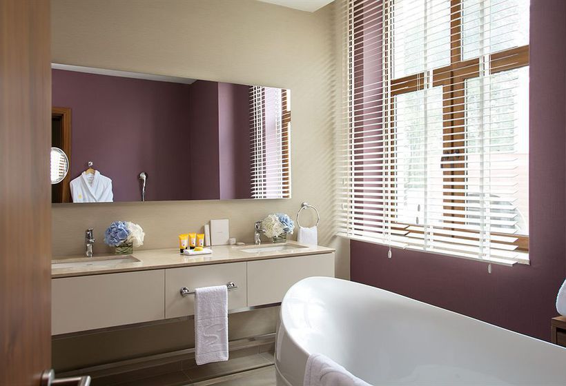 Gorky Hotel & Suites 20