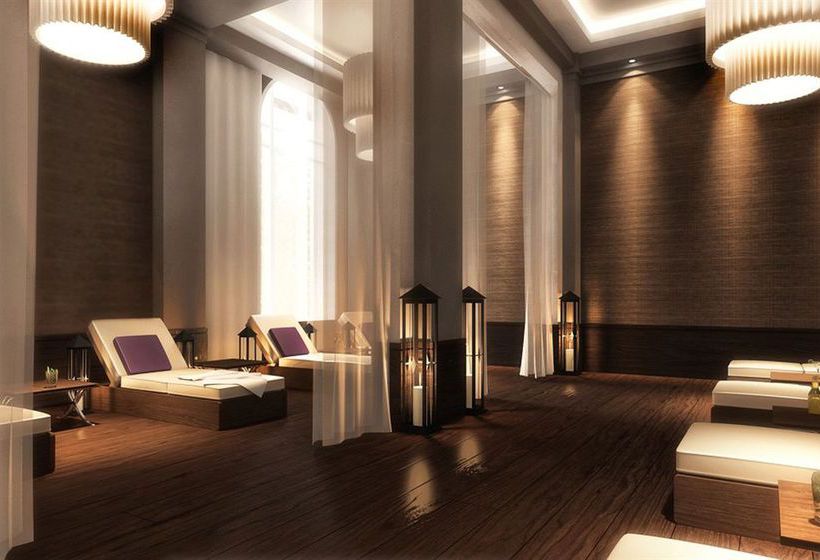 Gorky Hotel & Suites 9