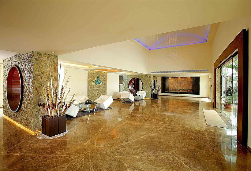 Hotel Flora Airport 17