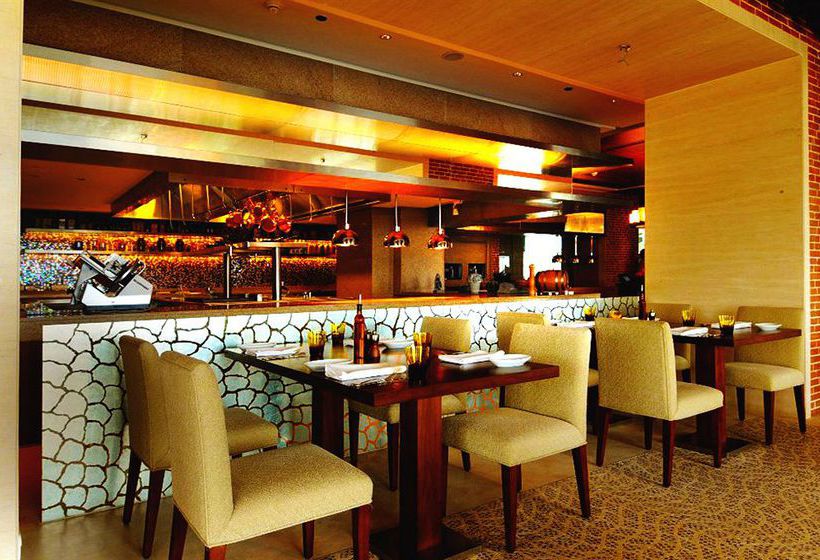 Hotel Hyatt Regency Chennai 8