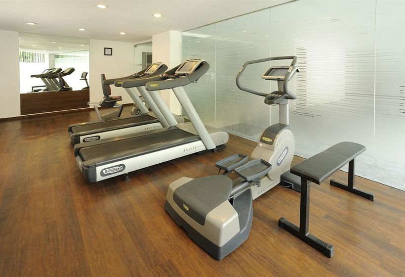 Hotel Four Points by Sheraton Ahmedabad 12