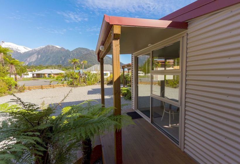 Hotel 10 Cottages 12