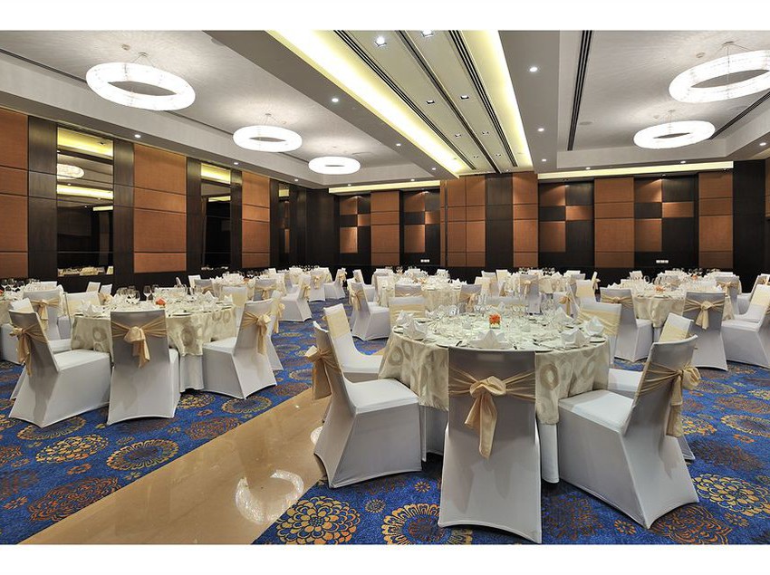 Hotel Anya Gurgaon 8