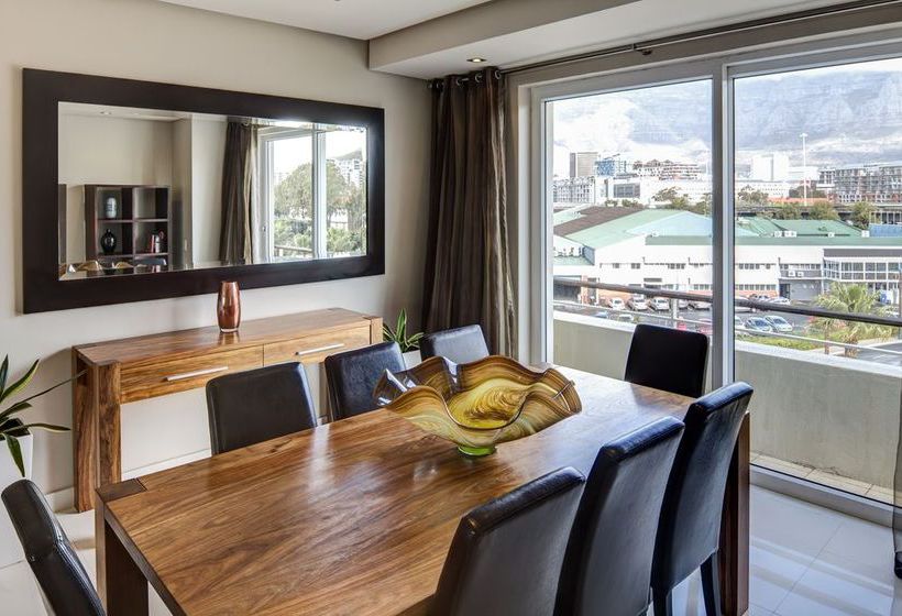 Hotel V&a Waterfront Marina 6