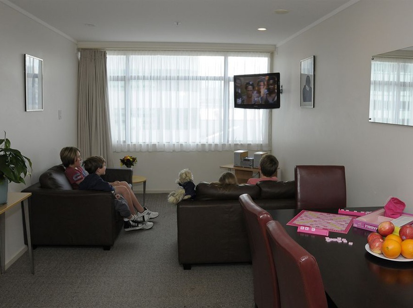 Hotel Quest On Johnston 3