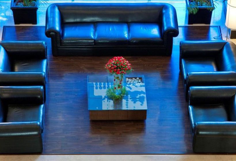 Hotel Lemon Tree Premier The Atrium 1