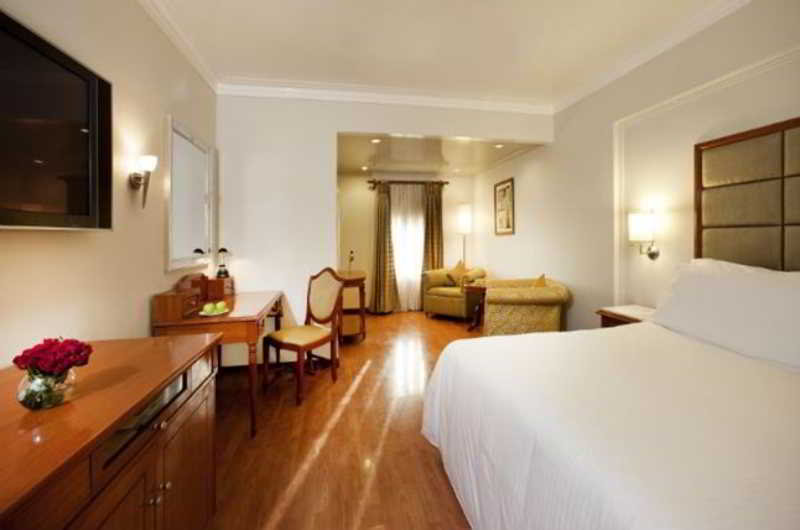 Hotel Lemon Tree Premier The Atrium 13