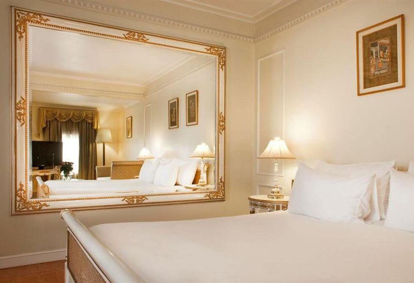 Hotel Lemon Tree Premier The Atrium 2