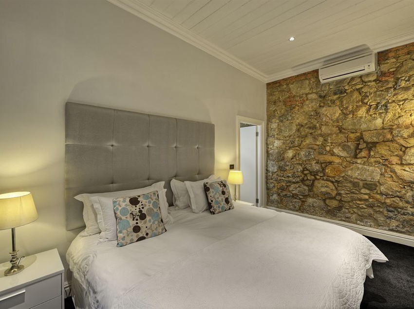 Hotel Three Boutique 11