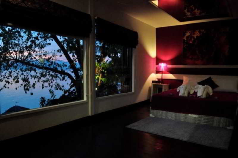 Hotel Bay Lounge & Resort 17