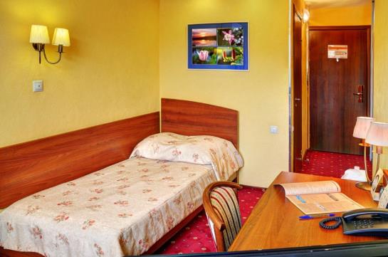 Hotel Yuzhnaya 9