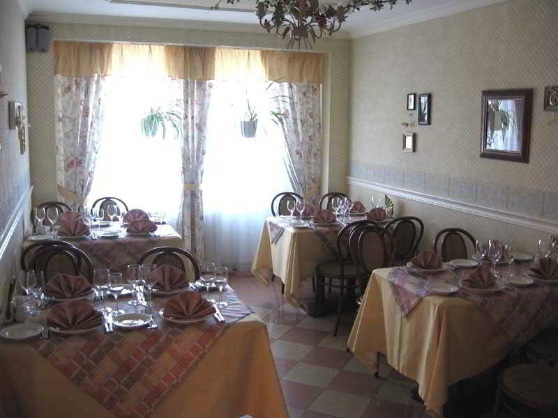 Hotel Dvina 4